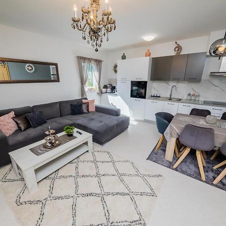 Ivana Apartment Trogir Luaran gambar