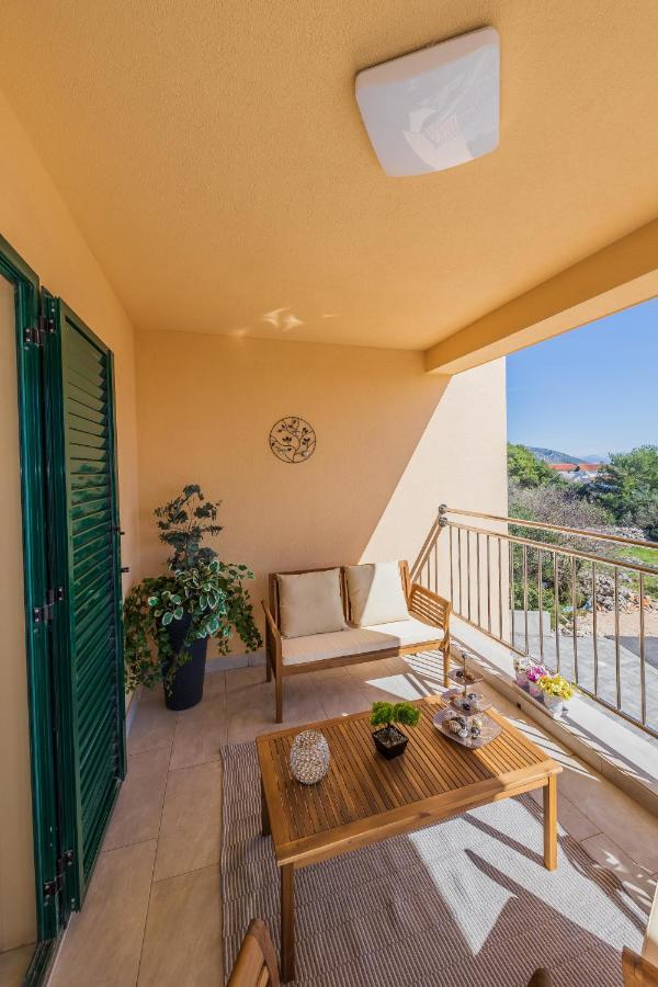 Ivana Apartment Trogir Luaran gambar