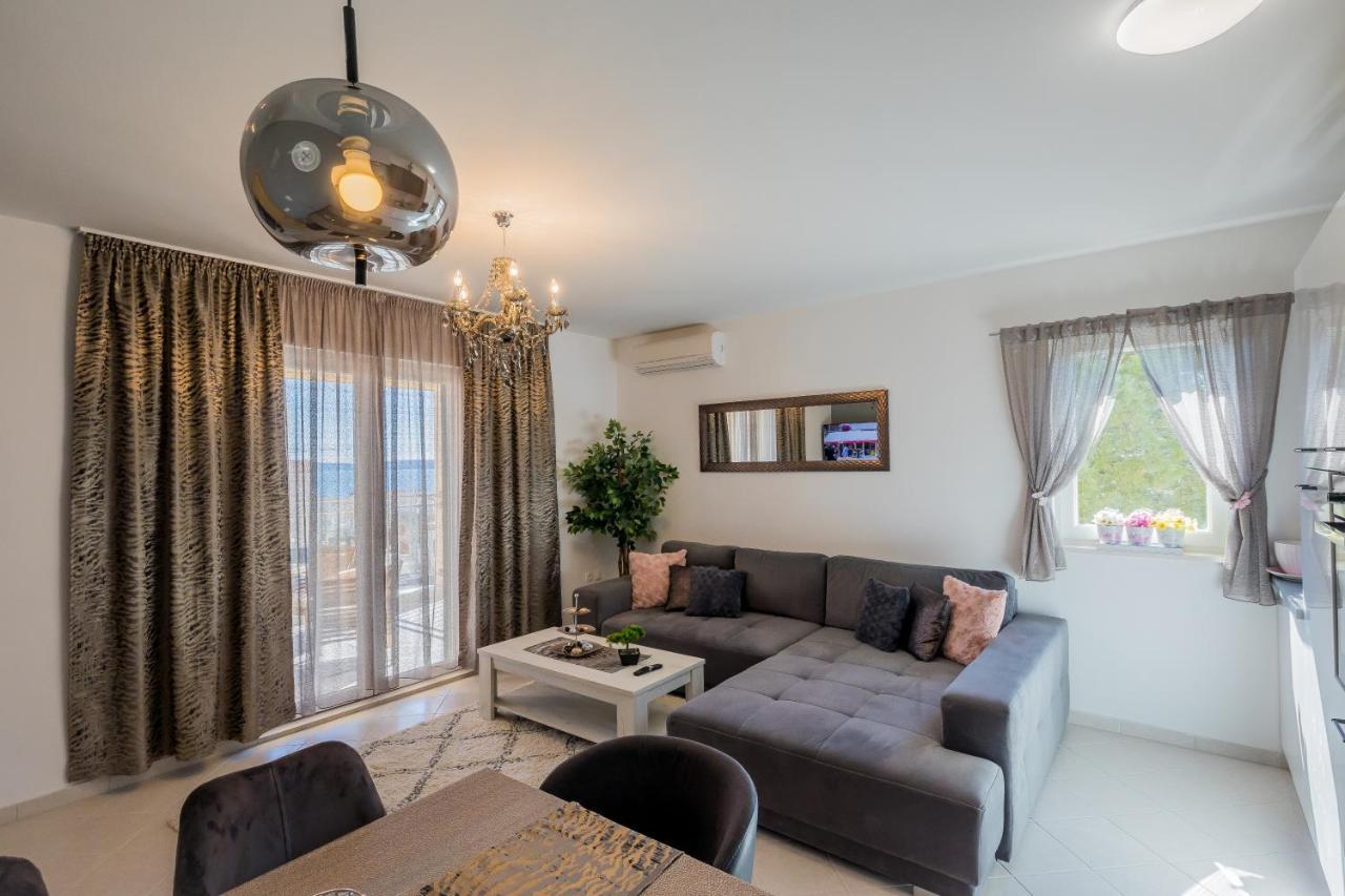 Ivana Apartment Trogir Luaran gambar