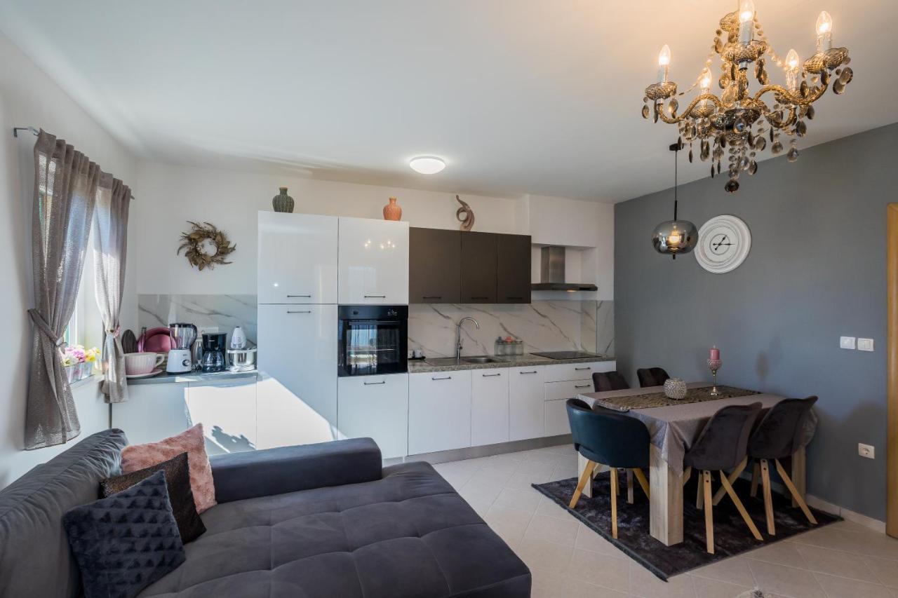 Ivana Apartment Trogir Luaran gambar