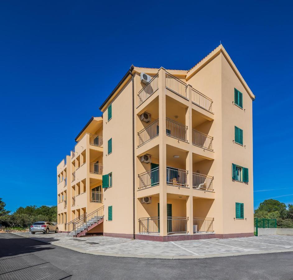 Ivana Apartment Trogir Luaran gambar